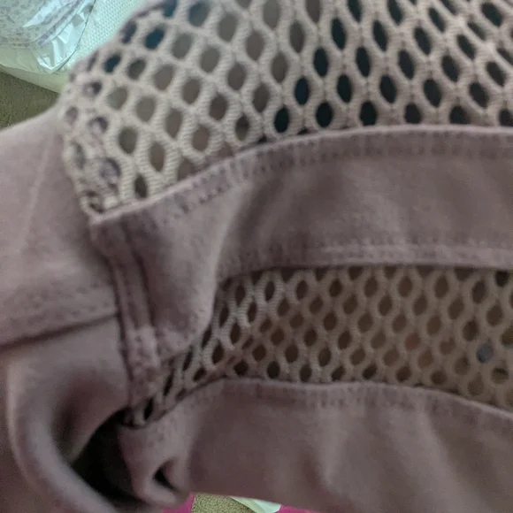 Bombshell Sportswear Mauve Mohawk  Leggings, Size Medium Euc - Picture 6 of 9